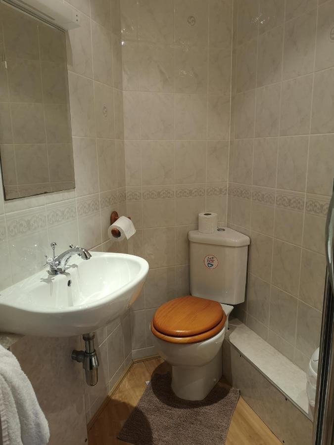 Granville guest house Dyce Extérieur photo