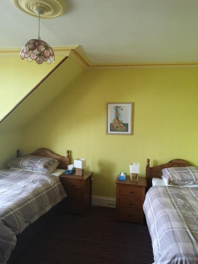 Granville guest house Dyce Extérieur photo